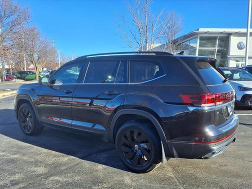 2024 Volkswagen Atlas 2.0T SE w/Technology 4MOTION