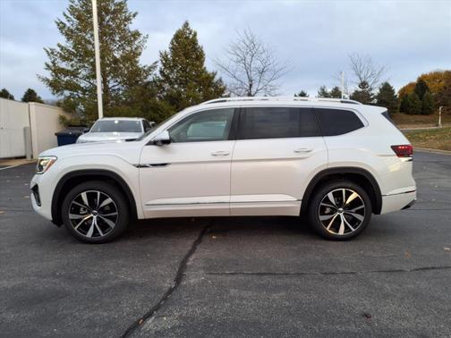 2026 Volkswagen Atlas 2.0T SEL Premium R-Line 4MOTION