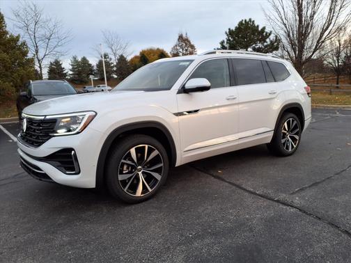 2026 Volkswagen Atlas 2.0T SEL Premium R-Line 4MOTION