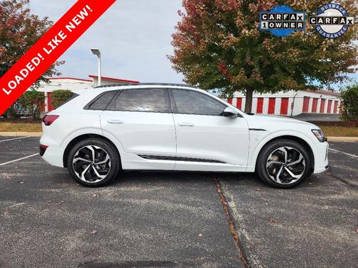 2024 Audi Q8 e-tron Premium Plus
