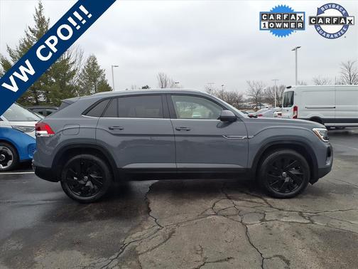 2025 Volkswagen Atlas Cross Sport 2.0T SE w/Technology