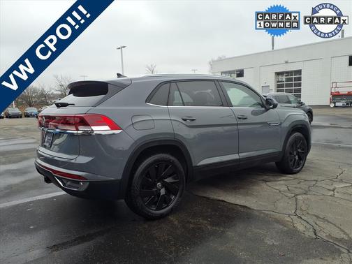 2025 Volkswagen Atlas Cross Sport 2.0T SE w/Technology