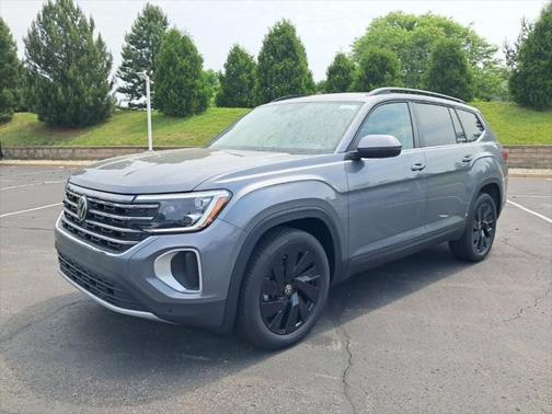 2025 Volkswagen Atlas 2.0T SE w/Technology 4MOTION