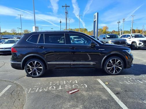 2023 Volkswagen Tiguan 2.0T SEL R-Line 4MOTION