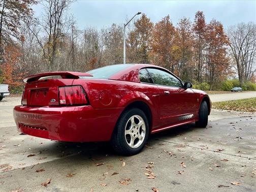 2003 Ford Mustang Base