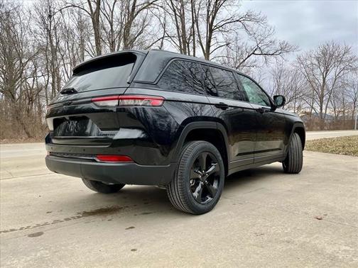 2025 Jeep Grand Cherokee Limited X