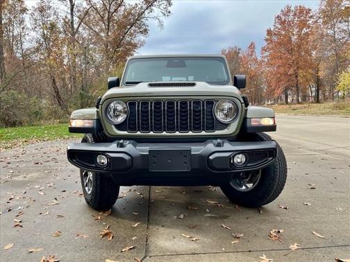 2026 Jeep Gladiator Sport S
