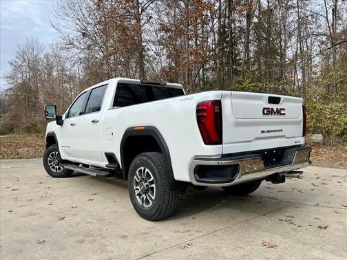 2026 GMC Sierra 2500 SLT