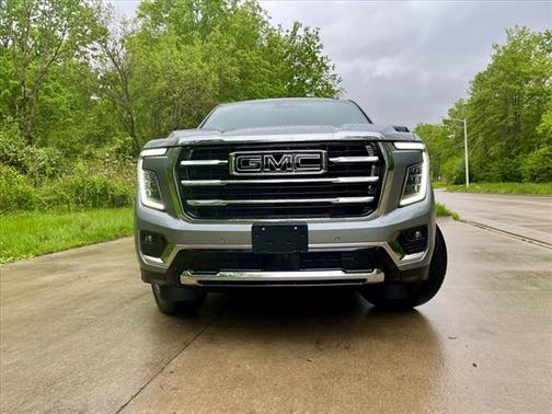 2025 GMC Yukon Elevation