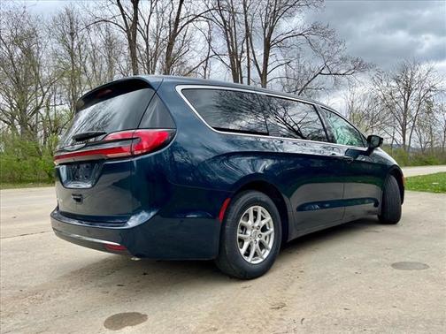 2025 Chrysler Pacifica L