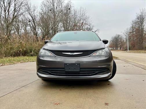 2017 Chrysler Pacifica LX