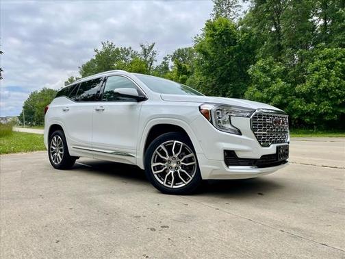 2024 GMC Terrain Denali