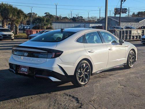 2025 Hyundai SONATA SEL