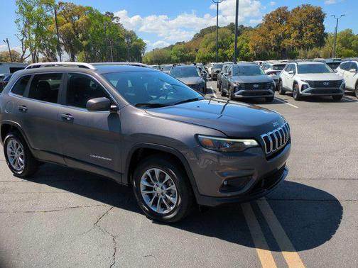 Granite Crystal Metallic Clearcoat 2020 Jeep Cherokee Latitude Plus
