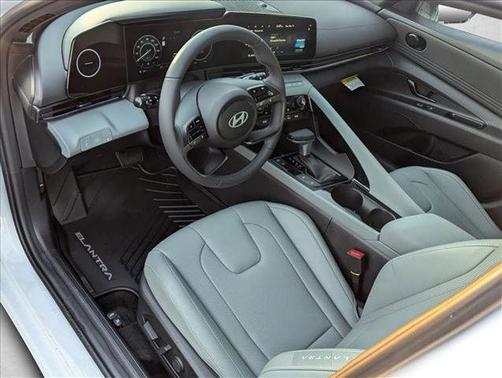 2025 Hyundai ELANTRA HEV Limited