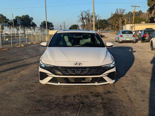 2025 Hyundai ELANTRA HEV Limited