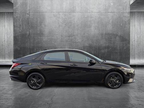 2023 Hyundai ELANTRA HEV Blue