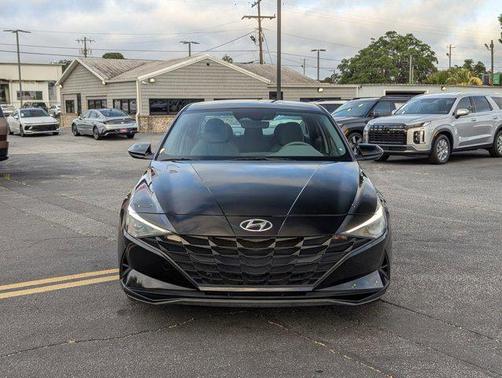 2023 Hyundai ELANTRA HEV Blue