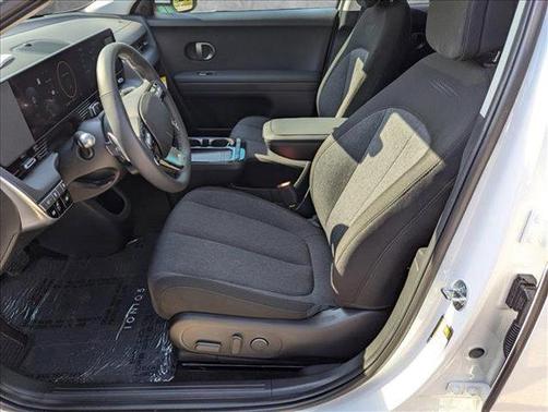 2025 Hyundai IONIQ 5 SE