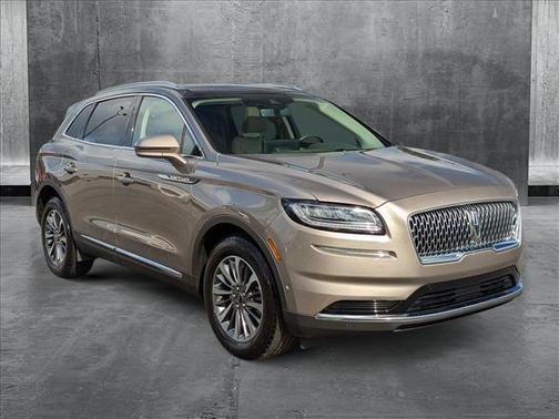 2021 Lincoln Nautilus Reserve