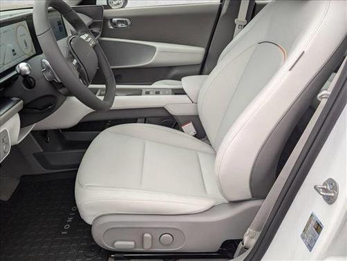 2025 Hyundai IONIQ 6 SEL