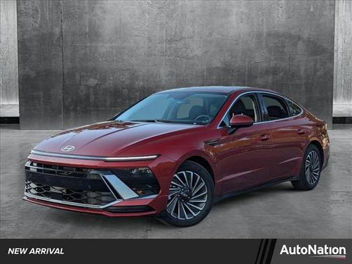 2024 Hyundai SONATA Hybrid SE