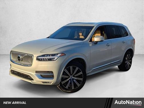 2022 Volvo XC90 T6 Inscription