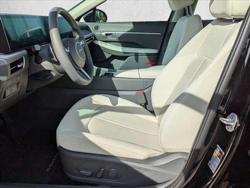 2025 Hyundai SONATA SEL