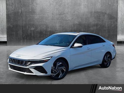 2025 Hyundai ELANTRA Limited