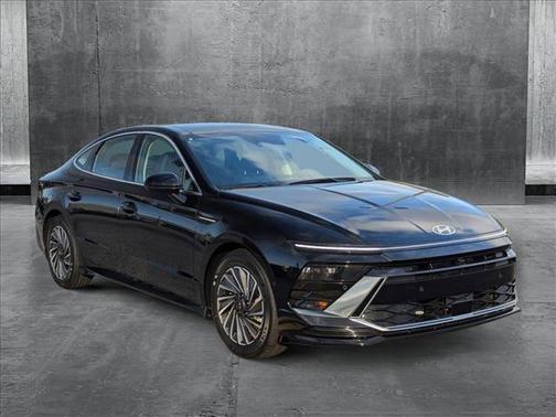 2025 Hyundai SONATA Hybrid Limited