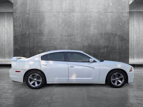 2013 Dodge Charger SXT