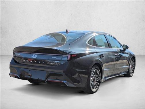 2025 Hyundai SONATA Hybrid SE