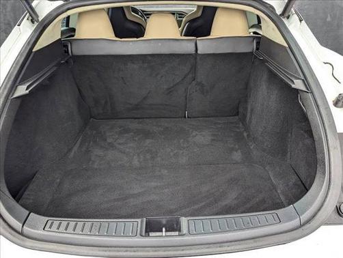 2015 Tesla Model S 85D