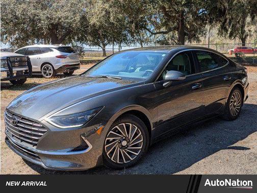 2023 Hyundai SONATA Hybrid SE