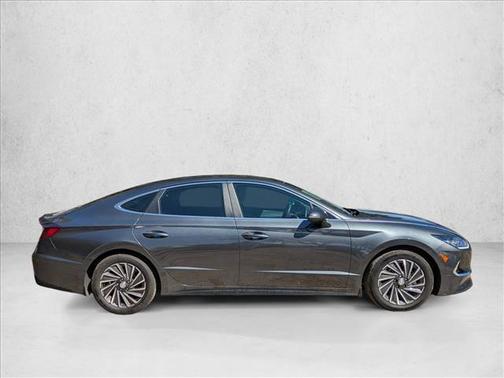 2023 Hyundai SONATA Hybrid SE