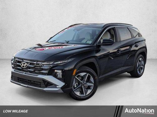 Phantom Black 2025 Hyundai TUCSON SEL