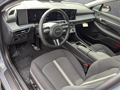 2025 Hyundai SONATA Hybrid SE