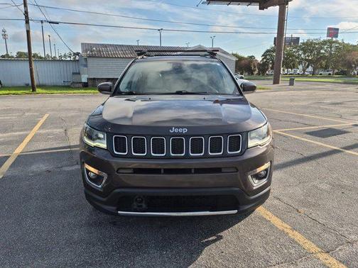 Granite Crystal Metallic Clearcoat 2018 Jeep Compass Limited