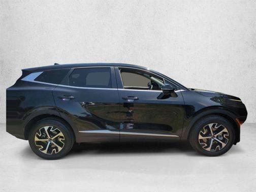 Black Cherry Pearl 2020 Kia Sportage LX
