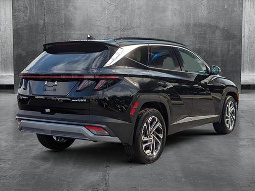2025 Hyundai TUCSON Hybrid Limited