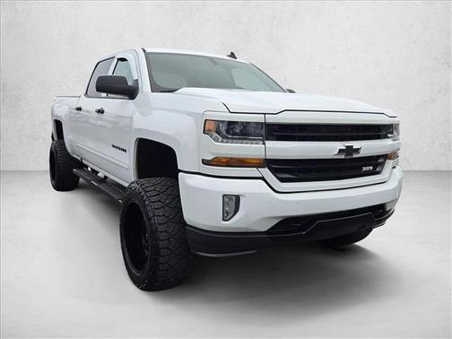 2018 Chevrolet Silverado 1500 2LT