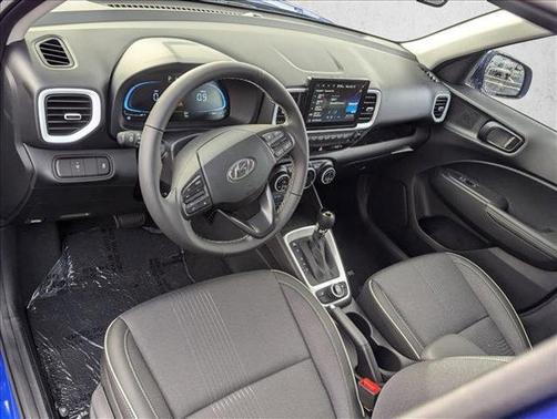 2025 Hyundai VENUE Limited
