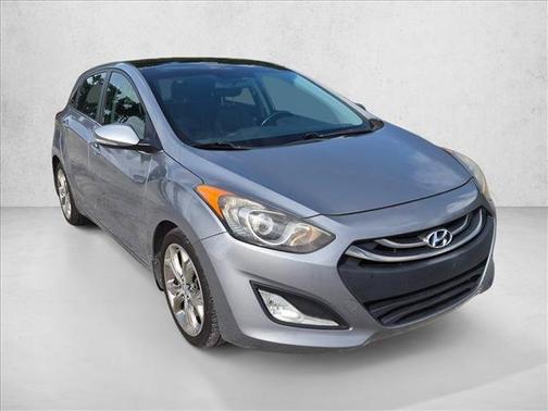 Titanium Gray Metallic 2014 Hyundai Elantra GT Base
