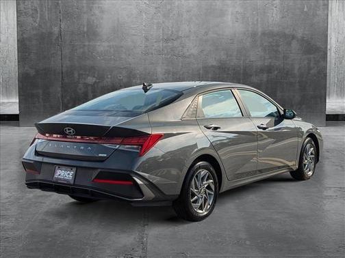 2024 Hyundai ELANTRA HEV Blue