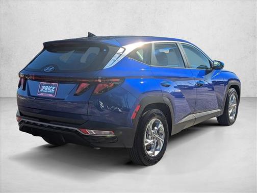 2023 Hyundai TUCSON SE