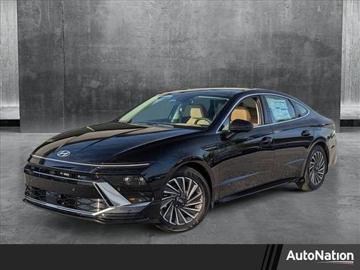 2025 Hyundai SONATA Hybrid Limited