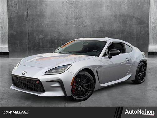 2024 Toyota GR86 Premium
