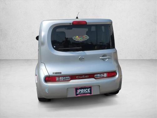 Chrome Silver Metallic 2009 Nissan Cube 1.8S