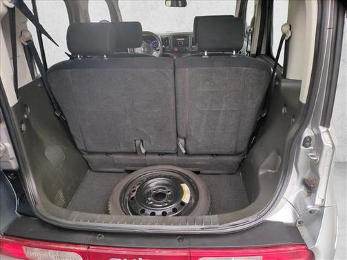 Chrome Silver Metallic 2009 Nissan Cube 1.8S