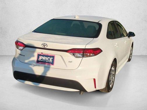 White [White] 2022 Toyota Corolla LE